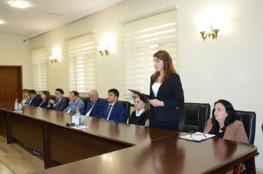 “18 Oktyabr - Müstəqilliyin Bərpası Günü”nə həsr olunmuş dəyirmi masa keçirilib.
