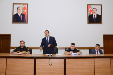 Kürdəmir Rayon İcra Hakimiyyətində yanğın təhlükəsizliyi ilə bağlı tədbir keçirilib.