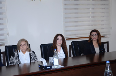18 Oktyabr - Kürdəmirdə Müstəqilliyin Bərpası Gününə həsr olunmuş dəyirmi masa keçirilib.