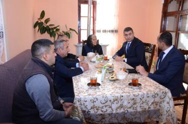 Topalhəsənli kənd sakinləri ilə növbəti səyyar qəbul keçirilib
