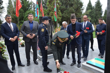 İcra başçısı şəhid Zaur Kərimovun anım tədbirində iştirak edib.