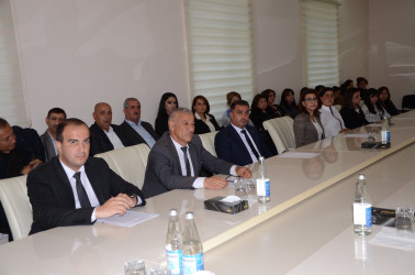 Kürdəmirdə “Konstitusiya və Suverenlik İli” çərçivəsində Ulu Öndər Heydər Əliyevin anadan olmasının 102 illiyinə həsr olunmuş “Müasir Konstitusiyamızın banisi və suverenliyimizin təminatçısı” adlı dəyirmi masa keçirilib.